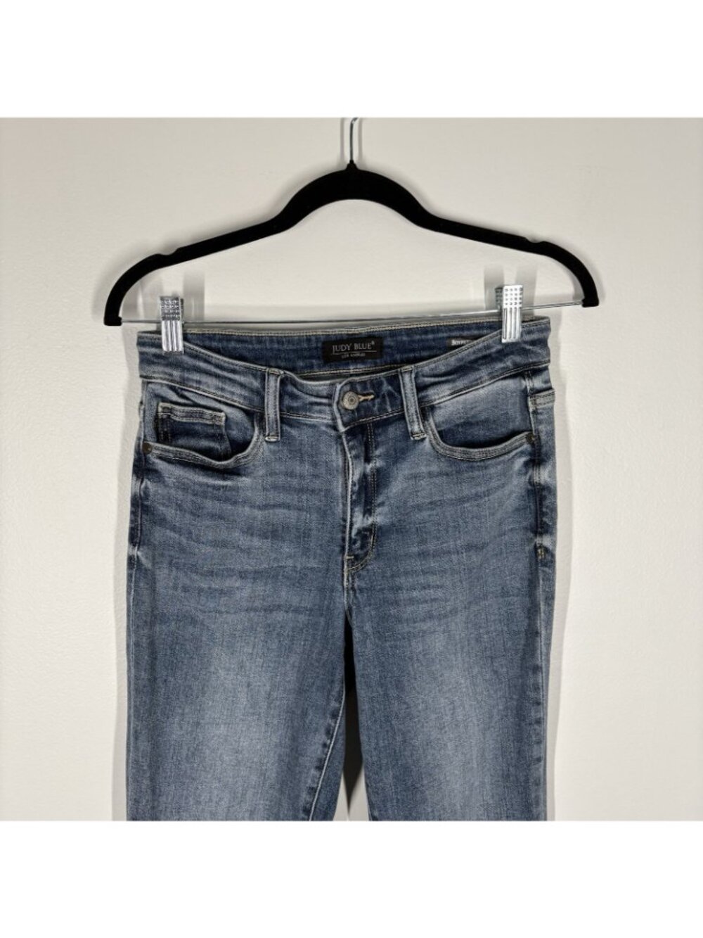 Judy Blue Women Size 3/26 Mid-Rise Bleach Wash Boyfriend Fit Jeans 82335 - Picture 5 of 13